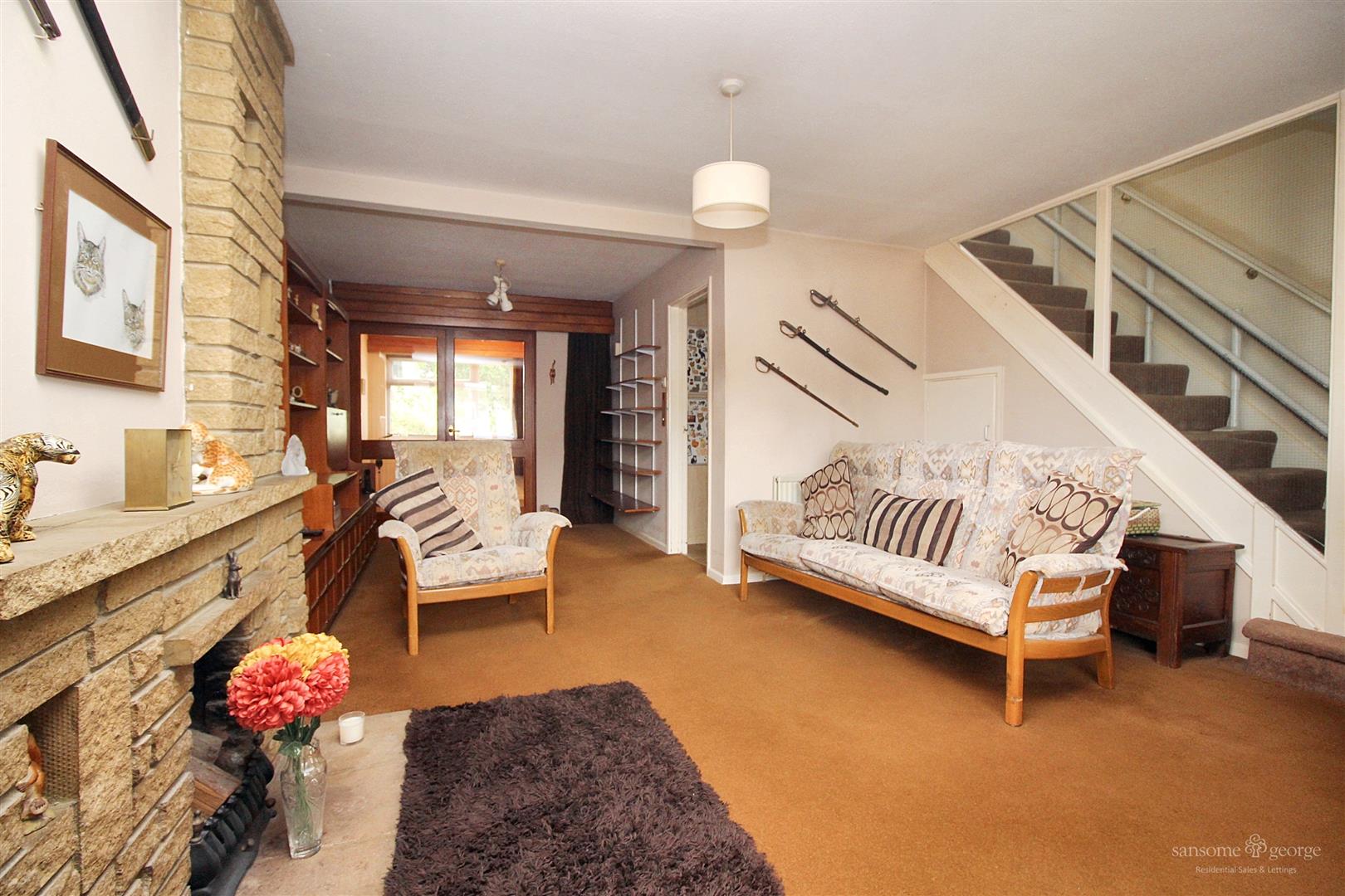 Fitzroy Crescent, Woodley, Reading